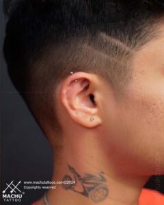 ear_piercing_11